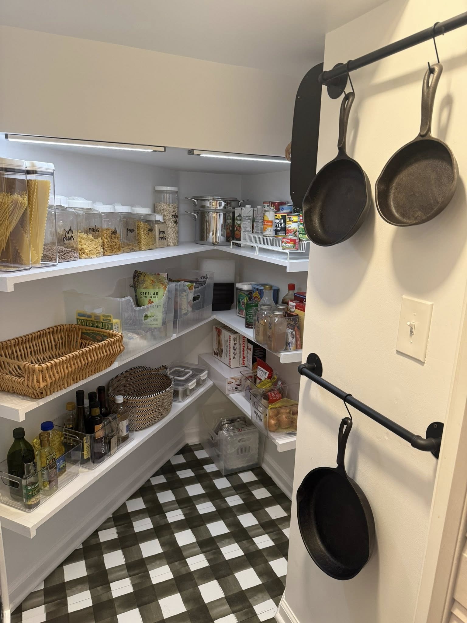 Wainscoting placeholder